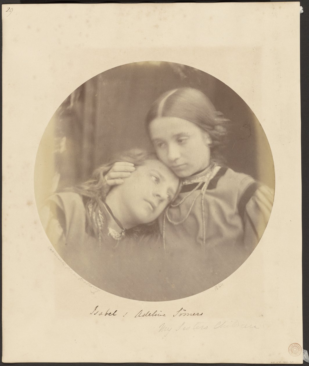 Isabel a Adeline Somersové od Julia Margaret Cameron