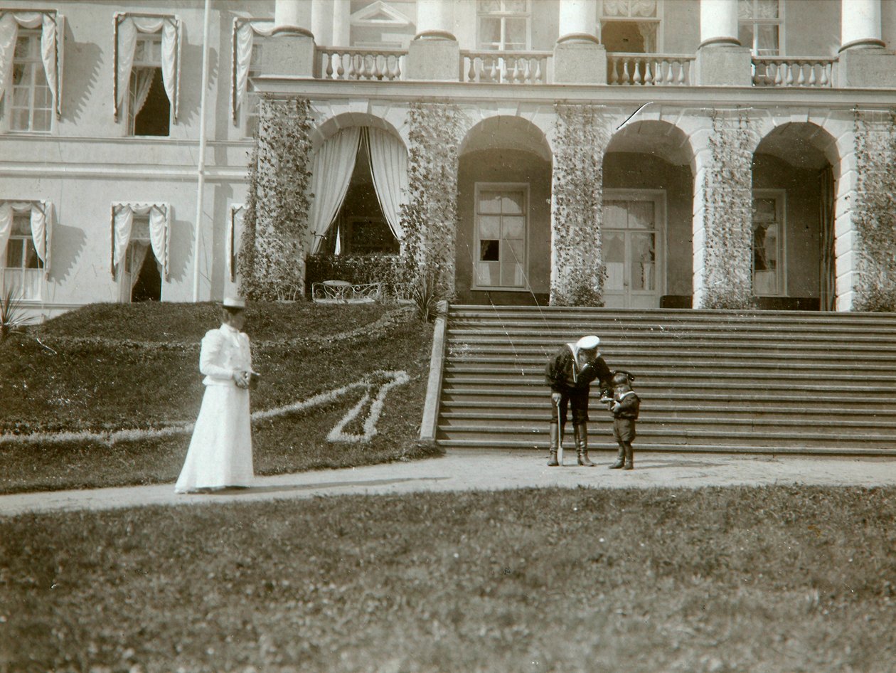 Carina Alexandra Fjodorovna s carevičem Alexejem z Ruska, c1907-c1910. od K. von Hahn