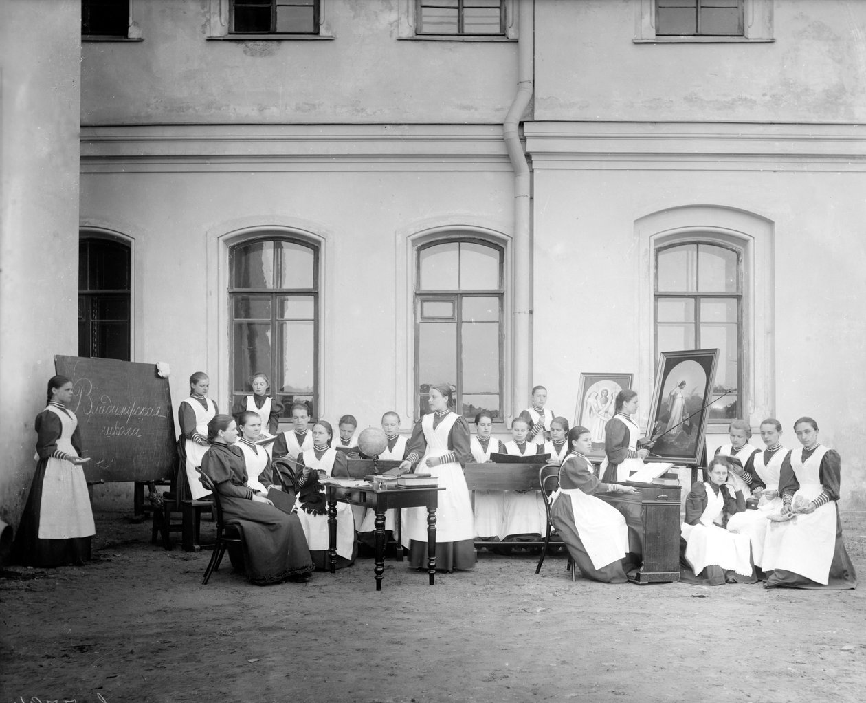 Vladimirská církevní škola, Petrohrad, 1909 od Karl Karlovich Bulla
