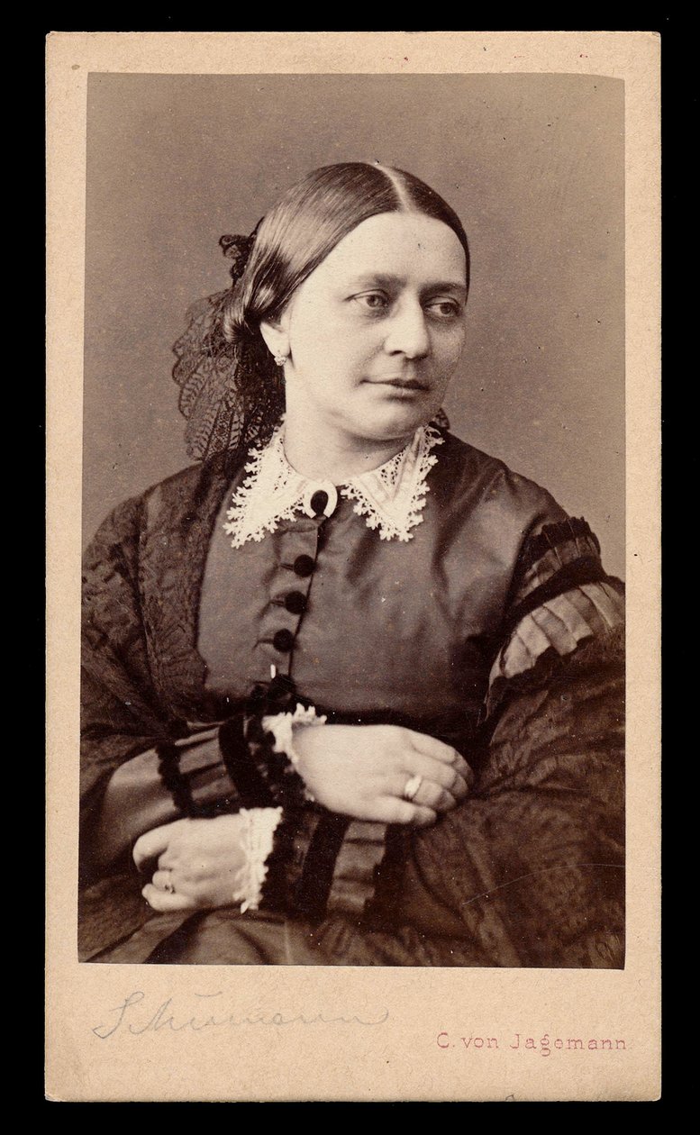 Portrét Clary Schumannové (1819-1896), Jagemann, Carl von (1819-1883). Foto albuminu od Karl von Jagemann