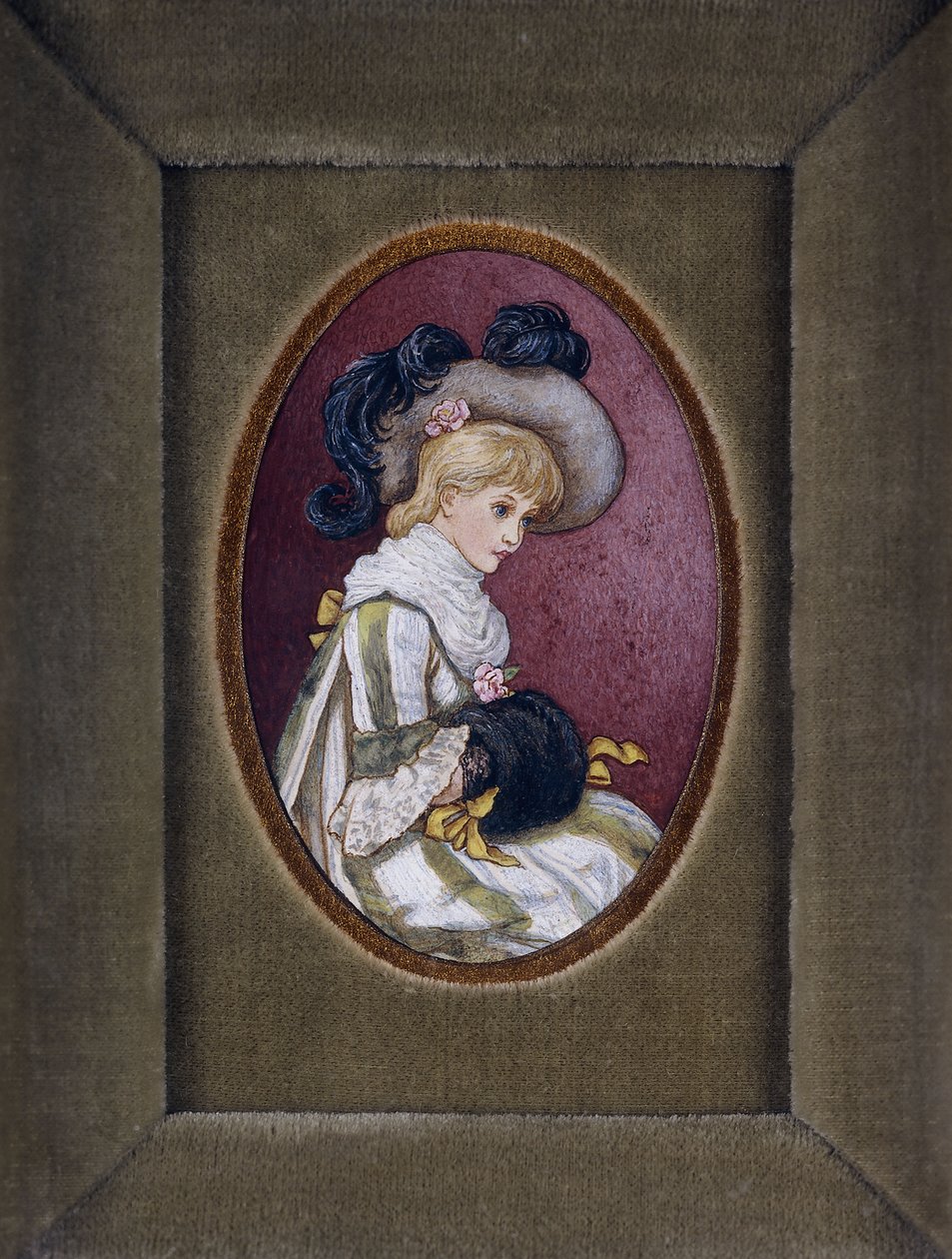 Oválný portrét blondýnky v opeřeném klobouku s rukama v rukávníku od Kate Greenaway