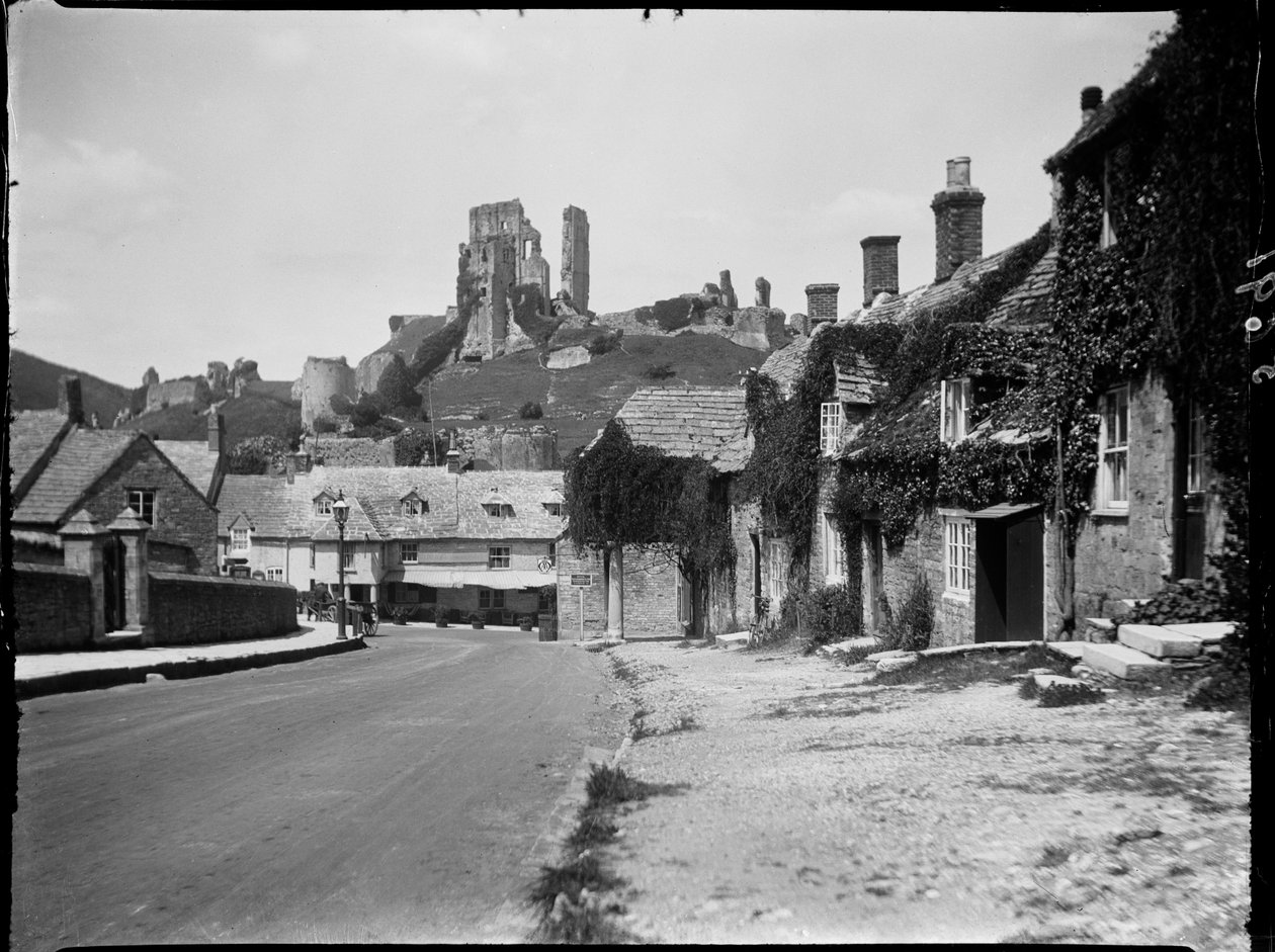 Hrad Corfe, Purbeck, Dorset od Katherine Jean Macfee