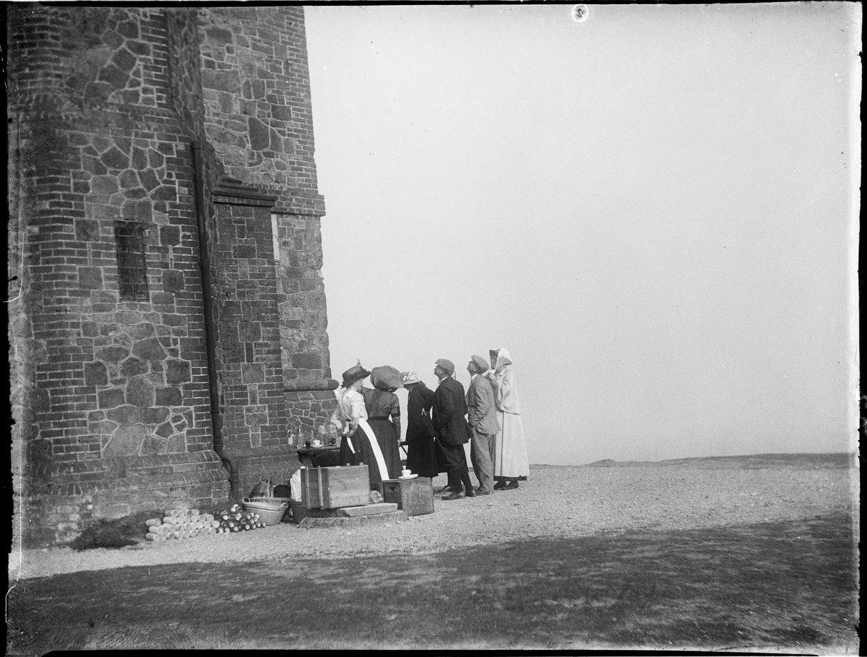Leith Hill Tower, Leith Hill, Wotton, Mole Valley, Surrey, 25.05.1912 (černobílá fotografie) od Katherine Jean Macfee