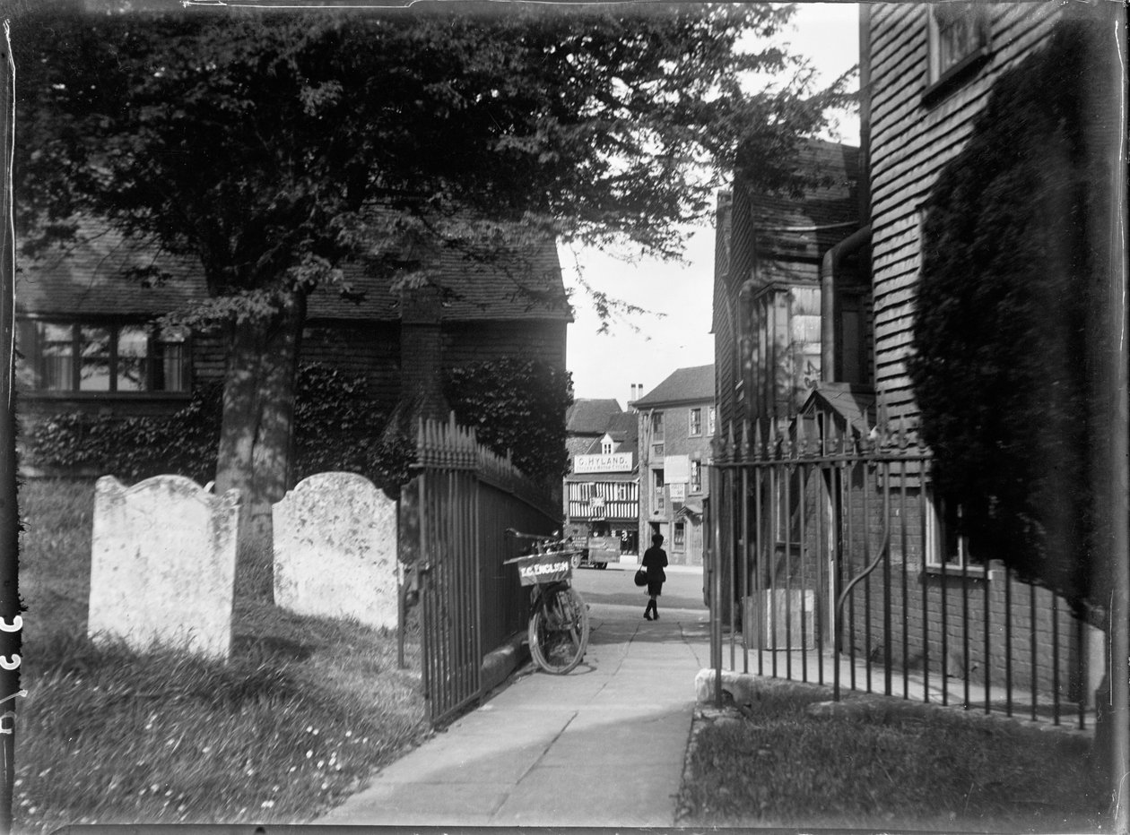 Kostel St Mildred, High Street, Tenterden, Ashford, Kent od Katherine Jean Macfee
