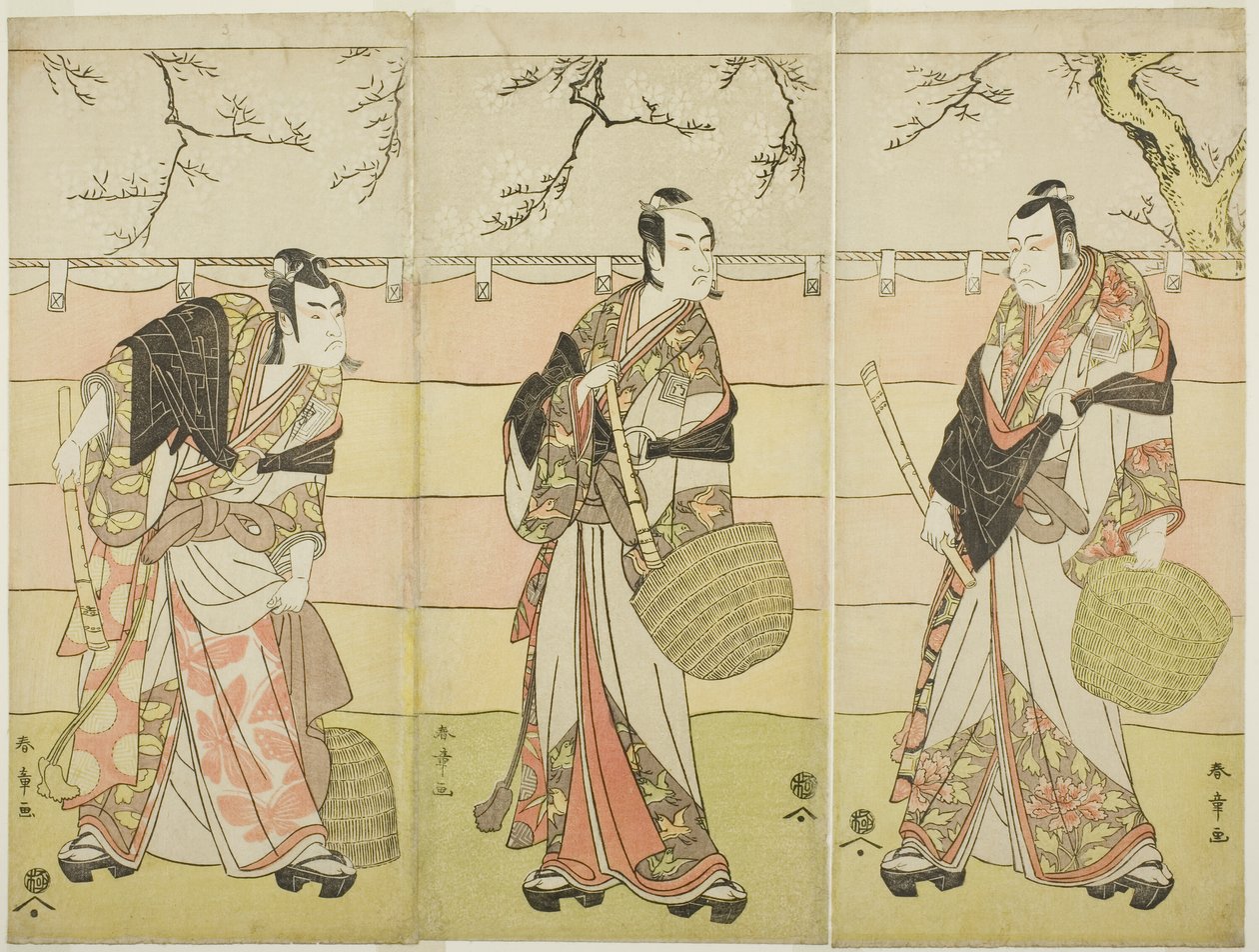 Tři Komuso mniši: Herci Ichikawa Ebizo (Danjuro V) jako Kudo Suketsune (vpravo), Ichikawa Monnosuke II jako Soga no Juro Sukenari (uprostřed) a Ichikawa Omezo I jako Soga no Goro Tokimune (vlevo), v šestém dějství hry Waka Murasaki Edokko Soga (bledě fialo od Katsukawa Shunsho