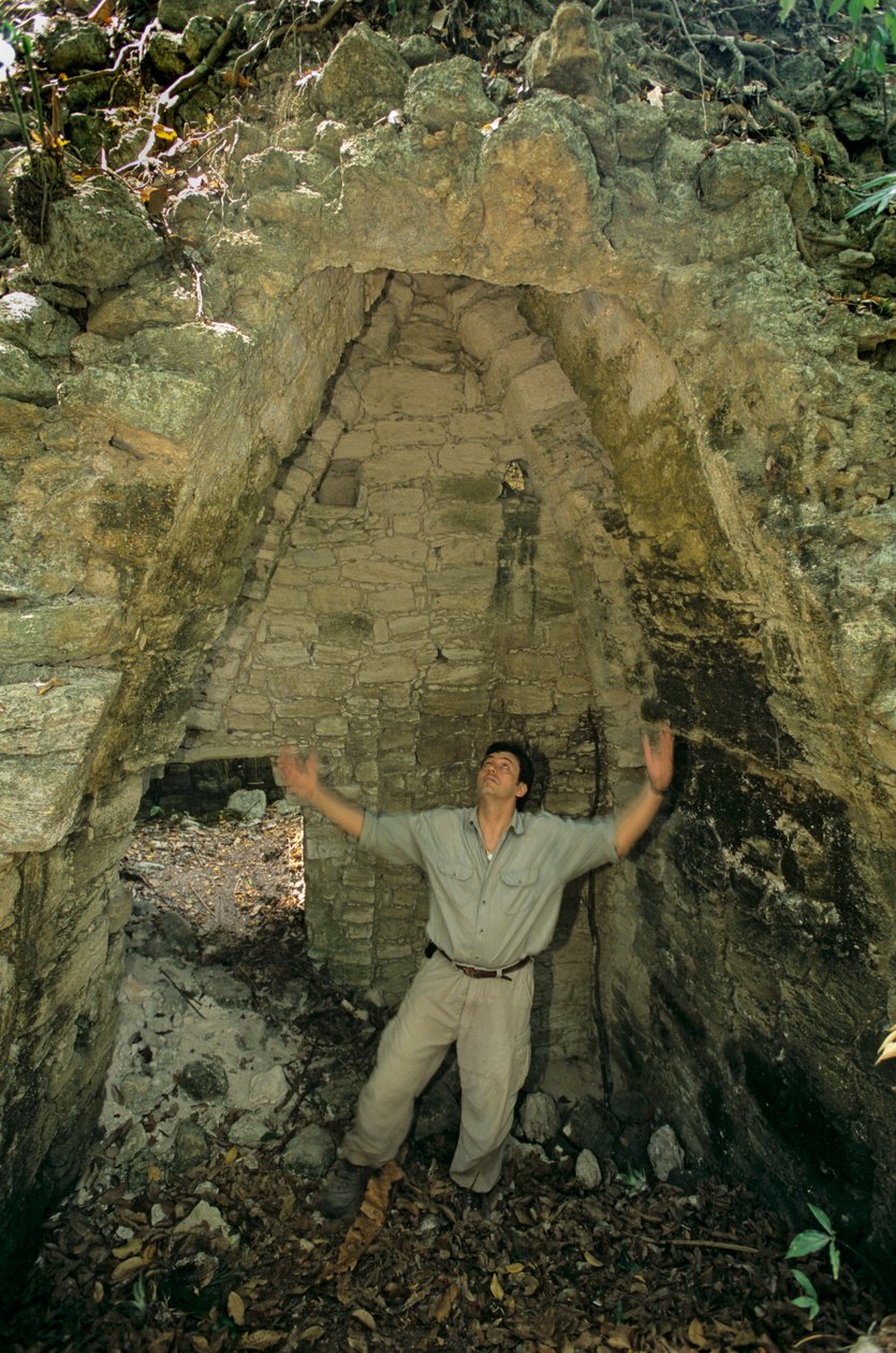Architektura, Holmul, Guatemala, Mayové, Francisco Estradabelli, Centrum Homul, 2008 (foto) od Kenneth Garrett
