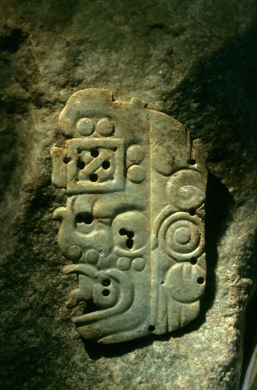 Artefakt, nefrit, Cancuen, Guatemala, Arthur Demarest, Tomas Barrientos, Mayové, palác,..., 2004 (foto) od Kenneth Garrett