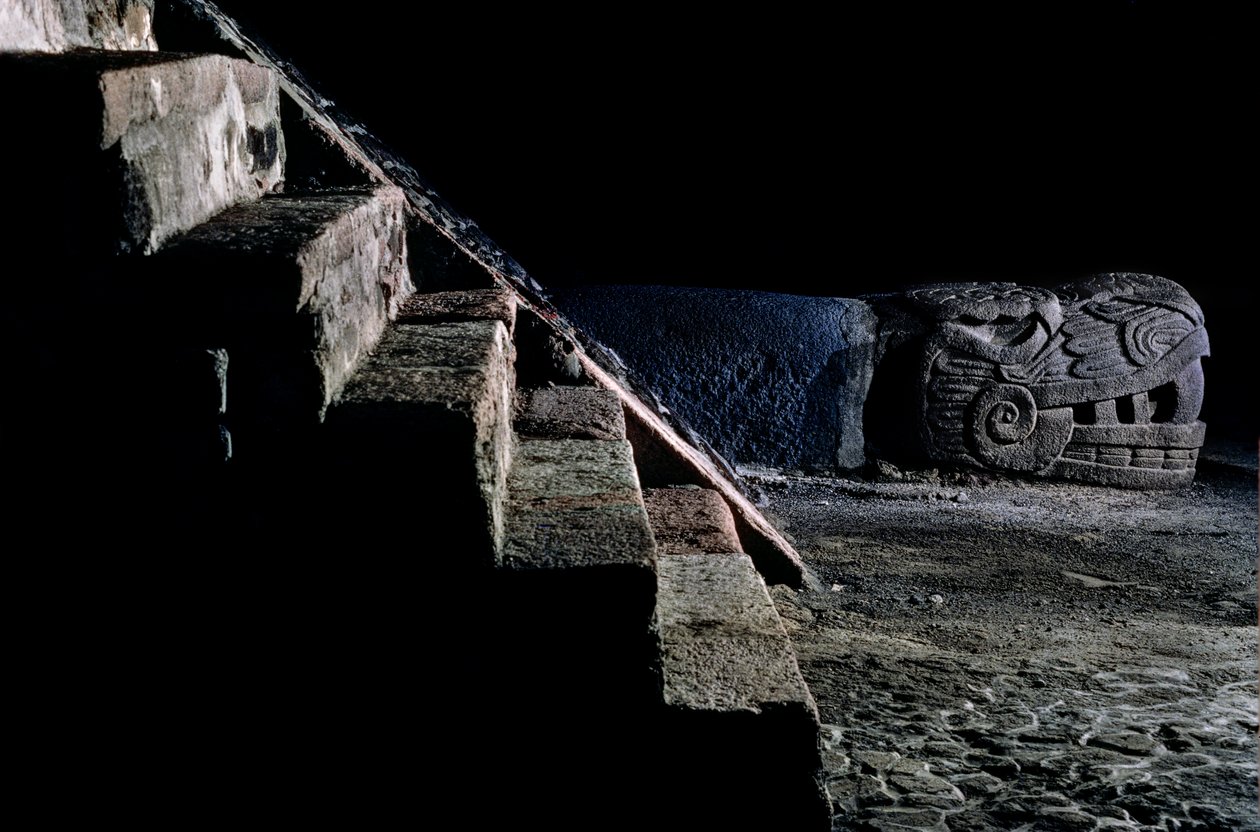 Replika hada na Velkém chrámu, Tenochtitlan, Templo Mayor, Aztékové, Mexiko, Mexico Ci..., 2010 (foto) od Kenneth Garrett