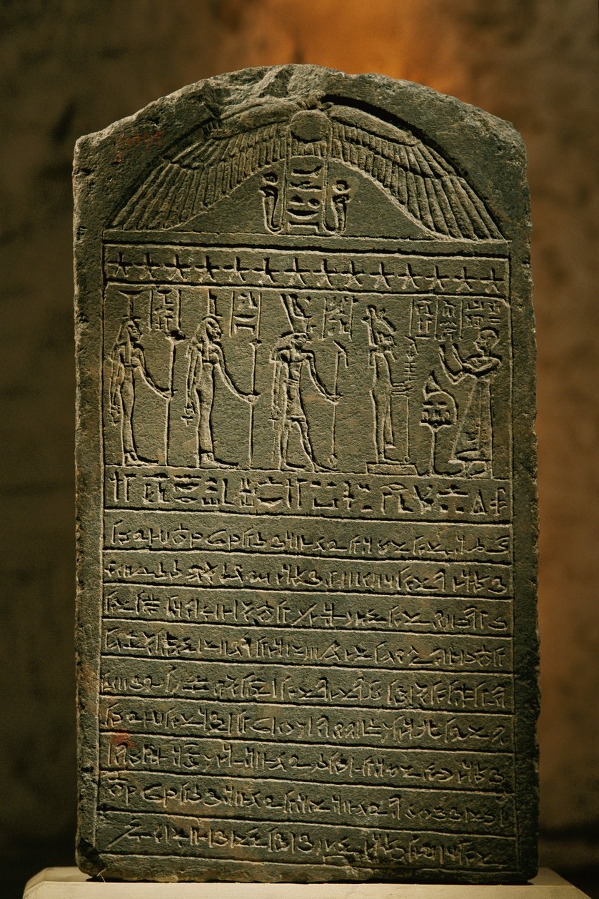 Padisetova stéla, vápenec, pozdní období, Egyptské muzeum, Káhira, 2002 (foto) od Kenneth Garrett