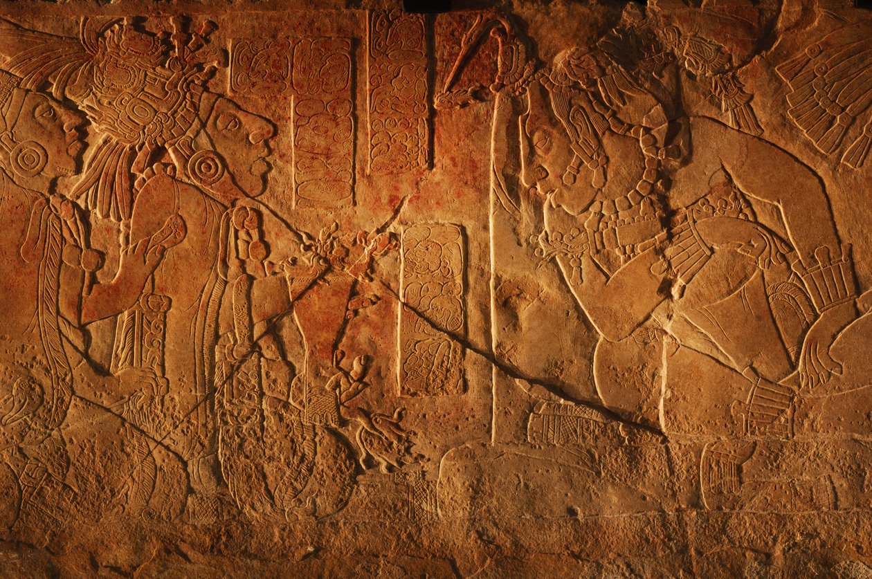 Trůnní lavice Chrámu 19, Palenque, Mexiko, řezba Akhal Mo Nab, 2005 (foto) od Kenneth Garrett