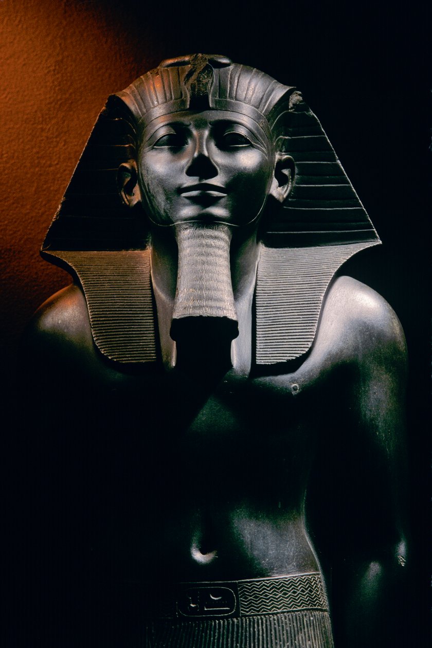Thutmosis III, Thutmose III, Tuthmose III, socha, Luxorské muzeum, Egypt, Nová říše od Kenneth Garrett