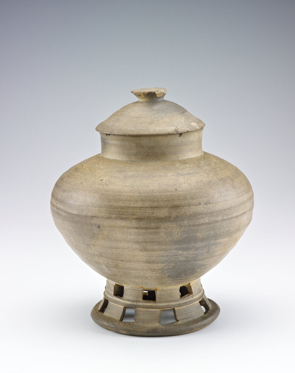 Jar, 1. polovina 6. století (neglazovaná kamenina se stopami přírodní popelové glazury) od Korean School