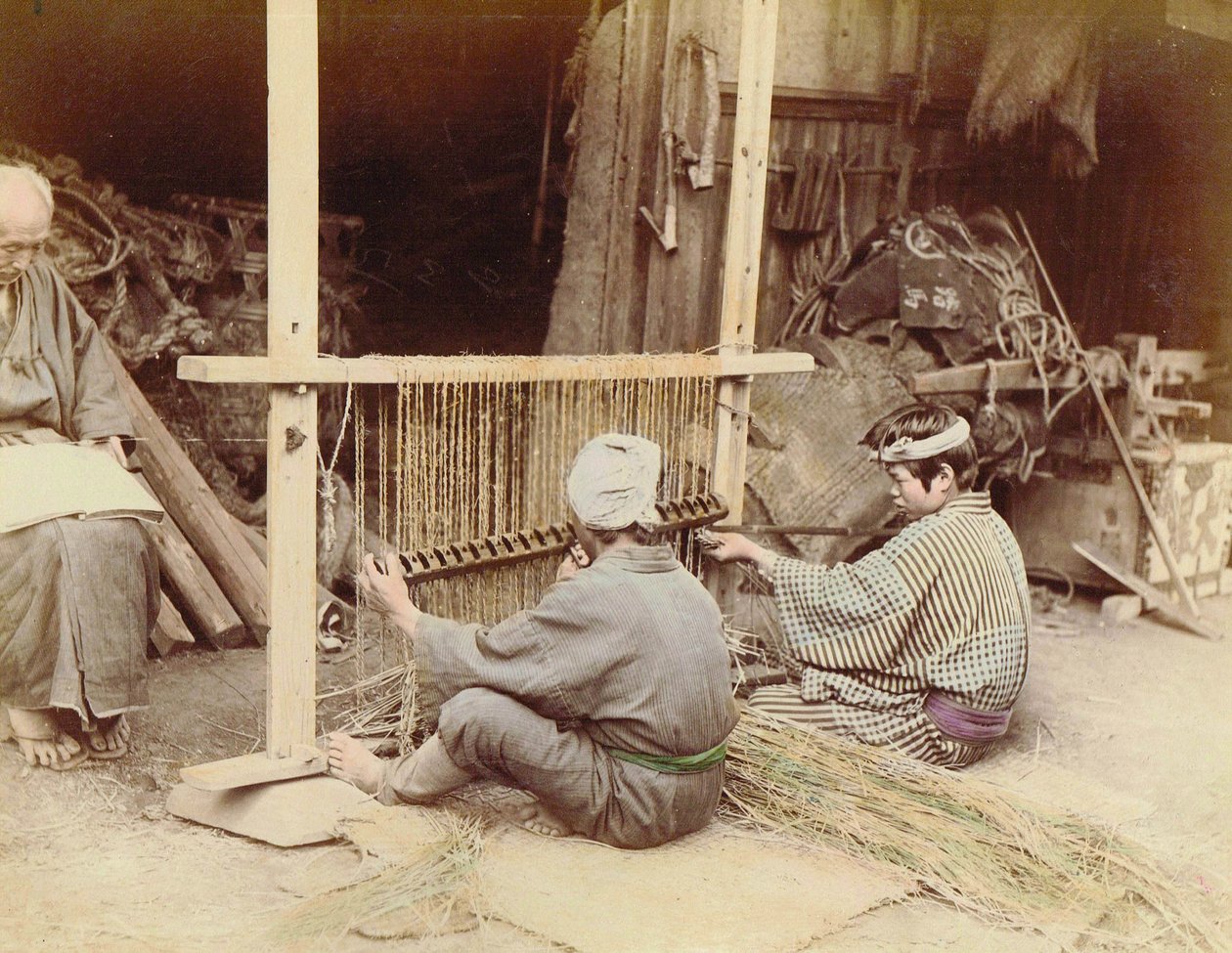 Muži vyrábějící slaměné rohože, kolem roku 1890 od Kusakabe Kimbei