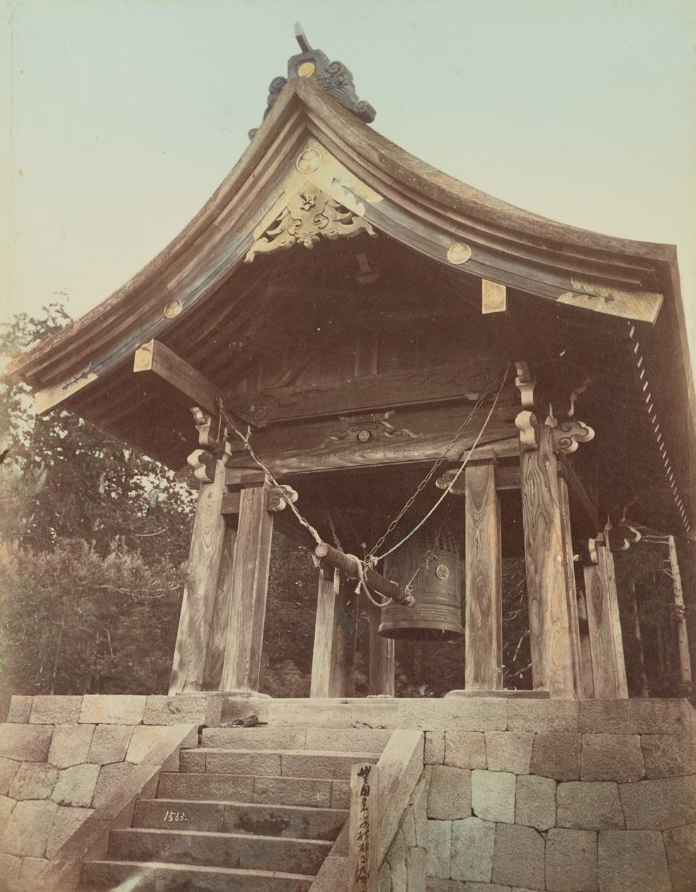 Sambutsude Bell, Nikko od Kusakabe Kimbei
