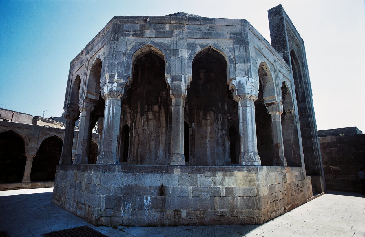 Pavilon Divankhana, Palác Shirvanshahs, Pevnost-město Baku (Seznam světového dědictví UNESCO, 2000), Ázerbájdžán od Amadeo (after) Modigliani