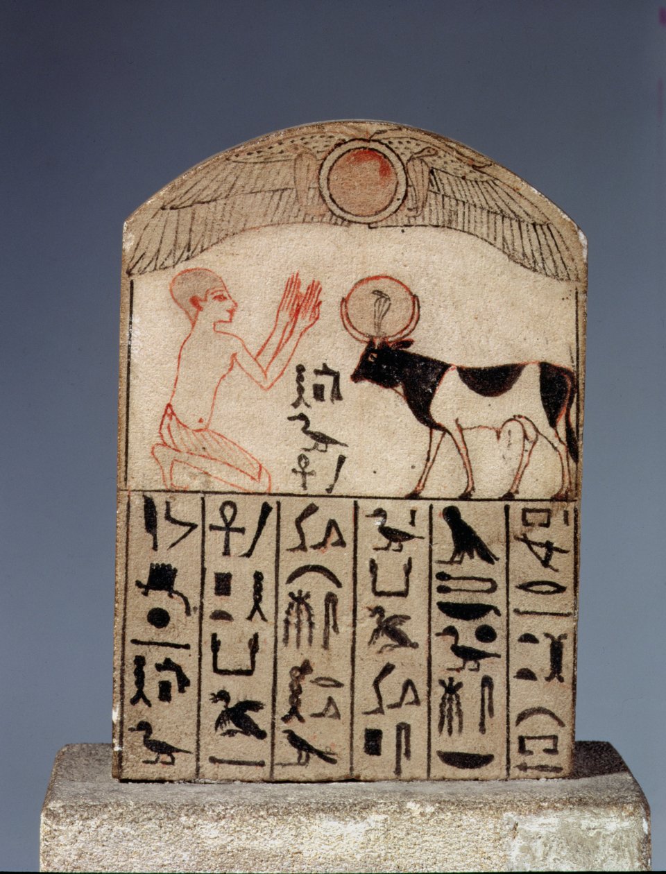 Stela býkovi Apisovi (malovaný vápenec) od Late Period Egyptian