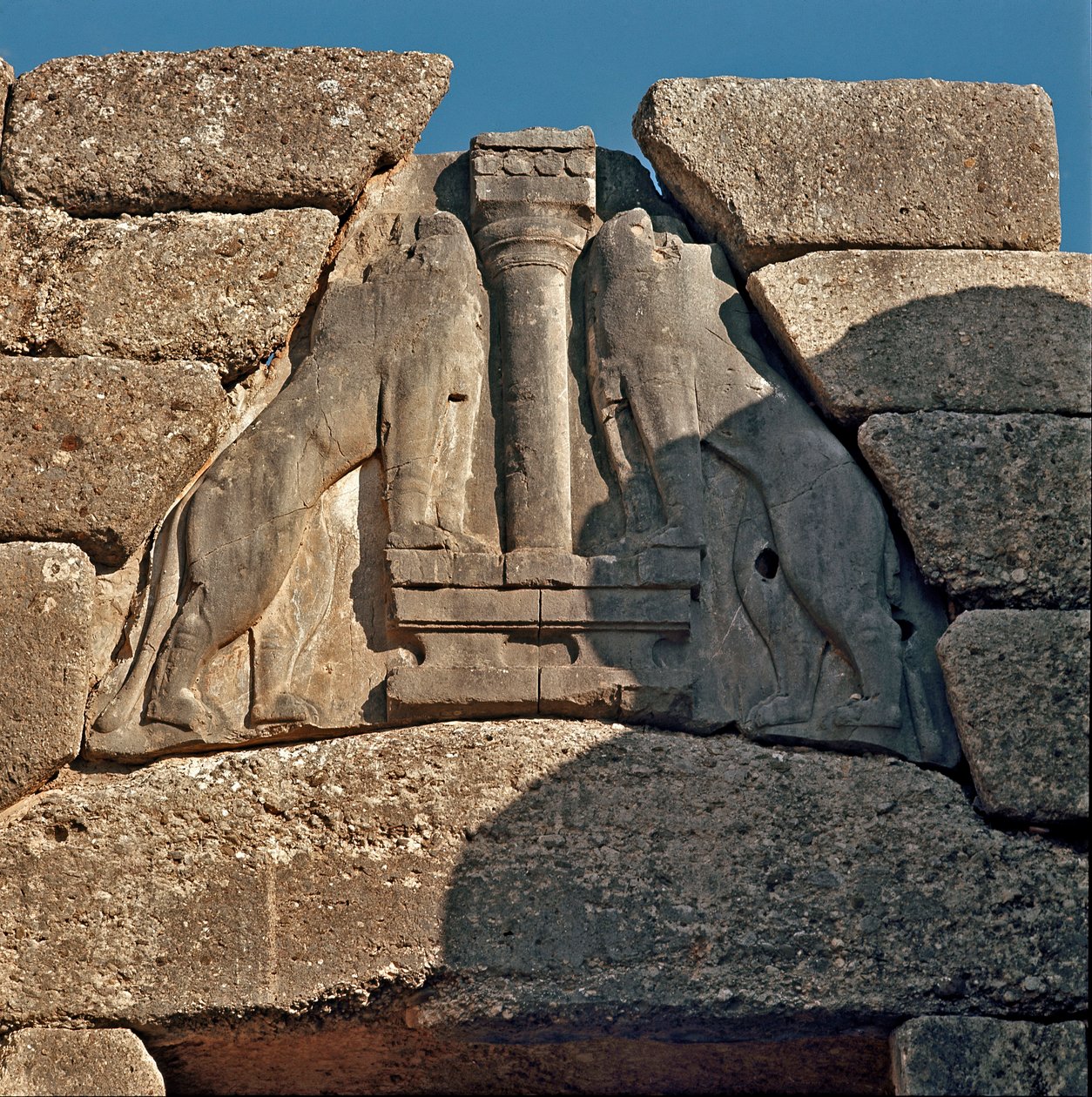Brána lvů: místo starověkého města Mycenes, na Peloponésu (1500-1100 př.nl) Řecko od Late Helladic Period Mycenaean