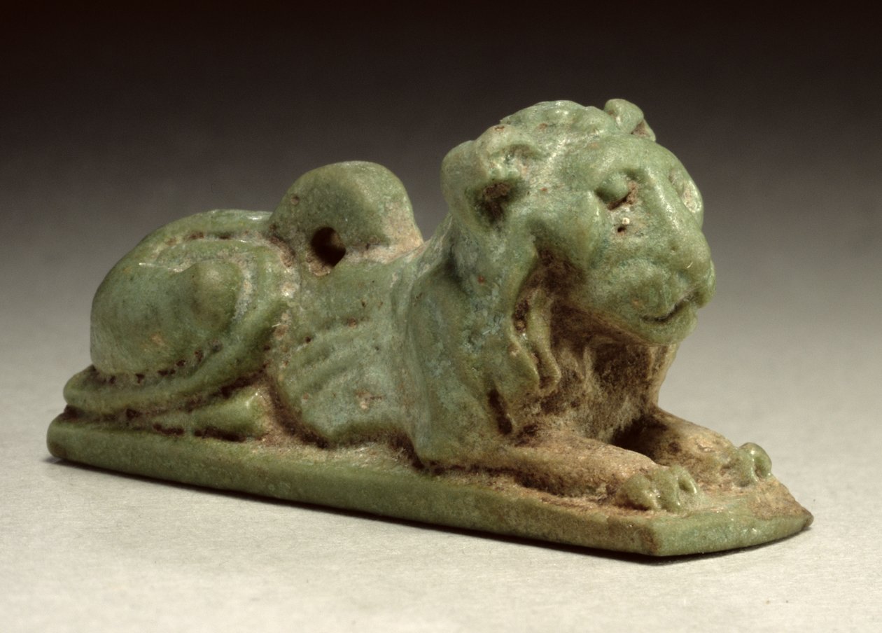 Amulet ležícího lva (zelená fajáns) od Late Period Egyptian