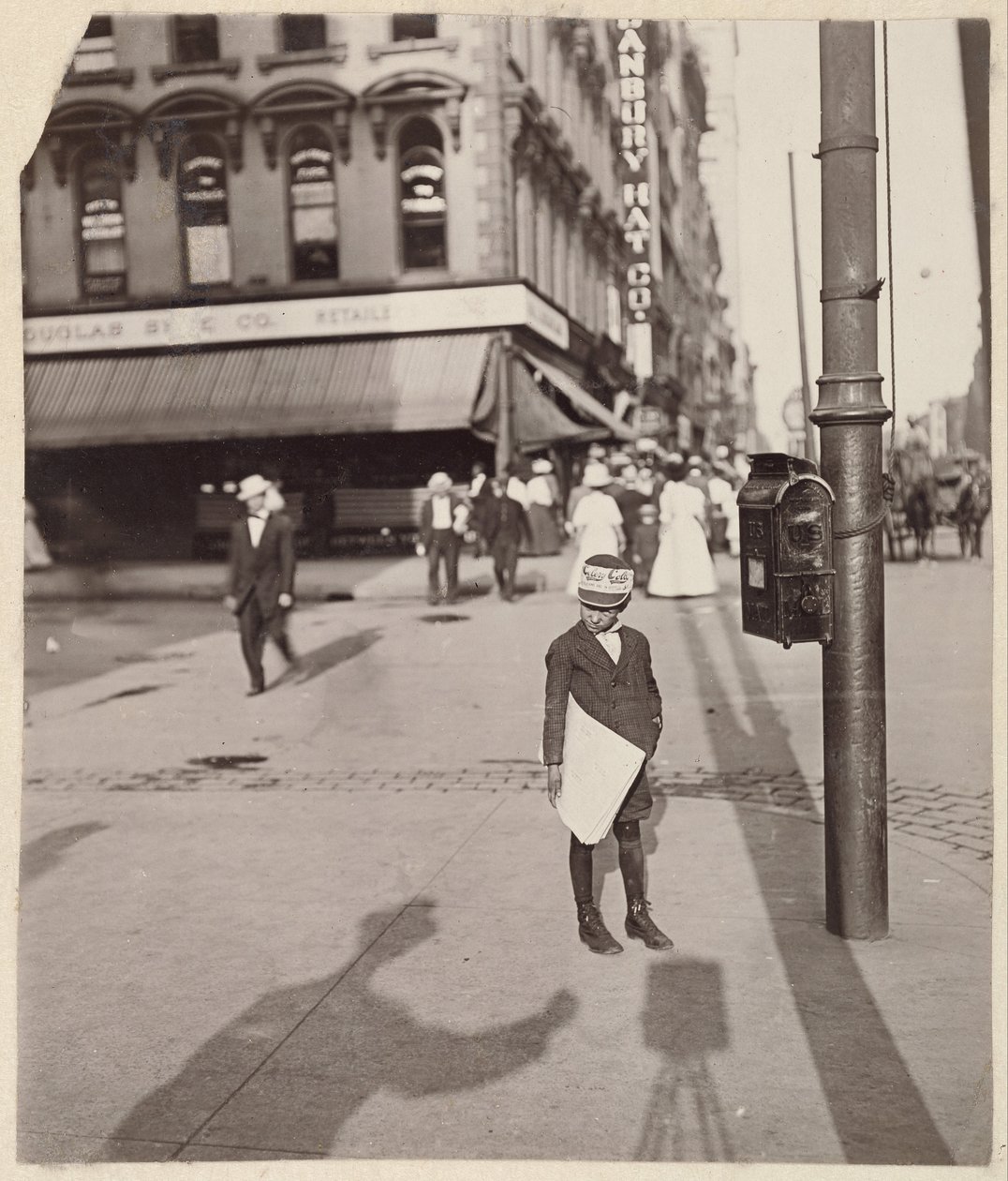 Autoportrét s Newsboyem od Lewis Wickes Hine