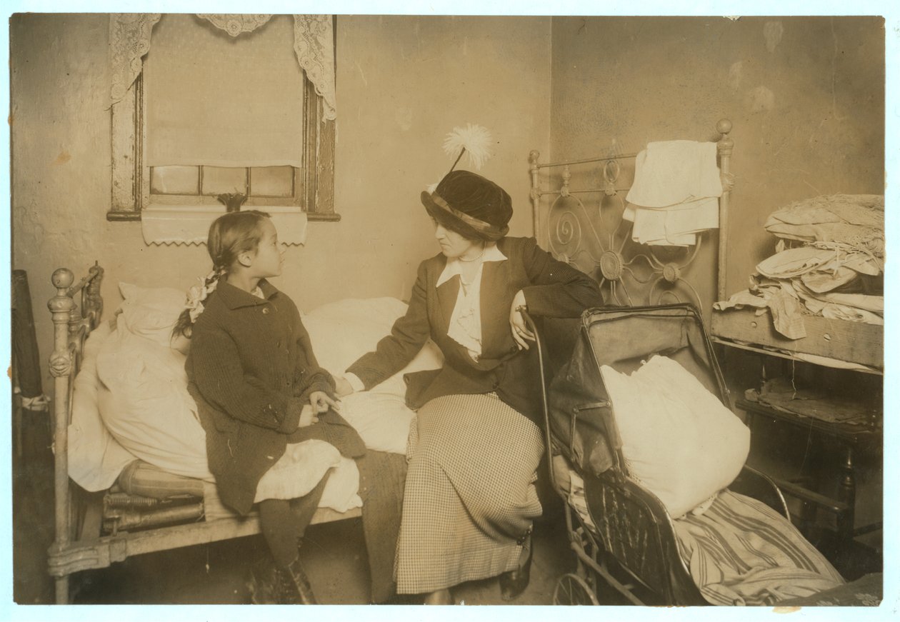 Vyšetřovatel mluví s Idou Listovou, 124 Ridge Street, New York, 16. září 1913 od Lewis Wickes Hine