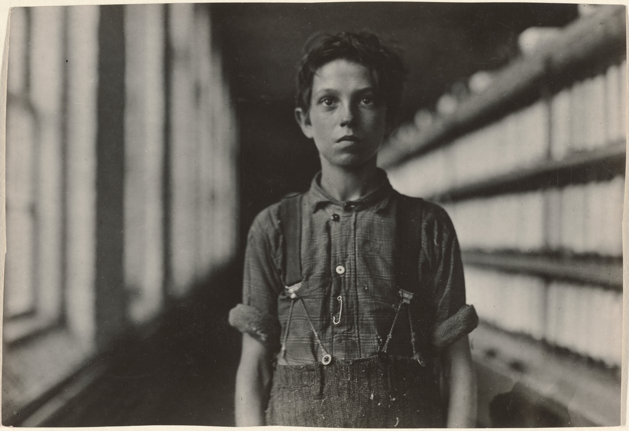 Jo Bodeon, "back-roper" v mulařském pokoji. Chase Cotton Mill, Burlington, Vermont od Lewis W. Hine