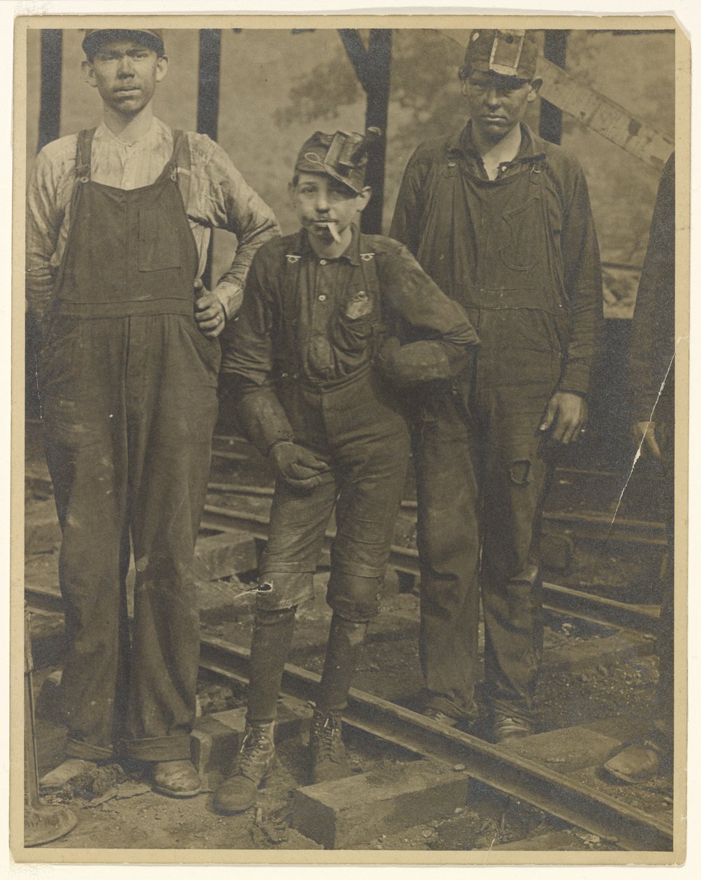 [Tři horníci (S. Pittston, Pensylvánie)] od Lewis W. Hine