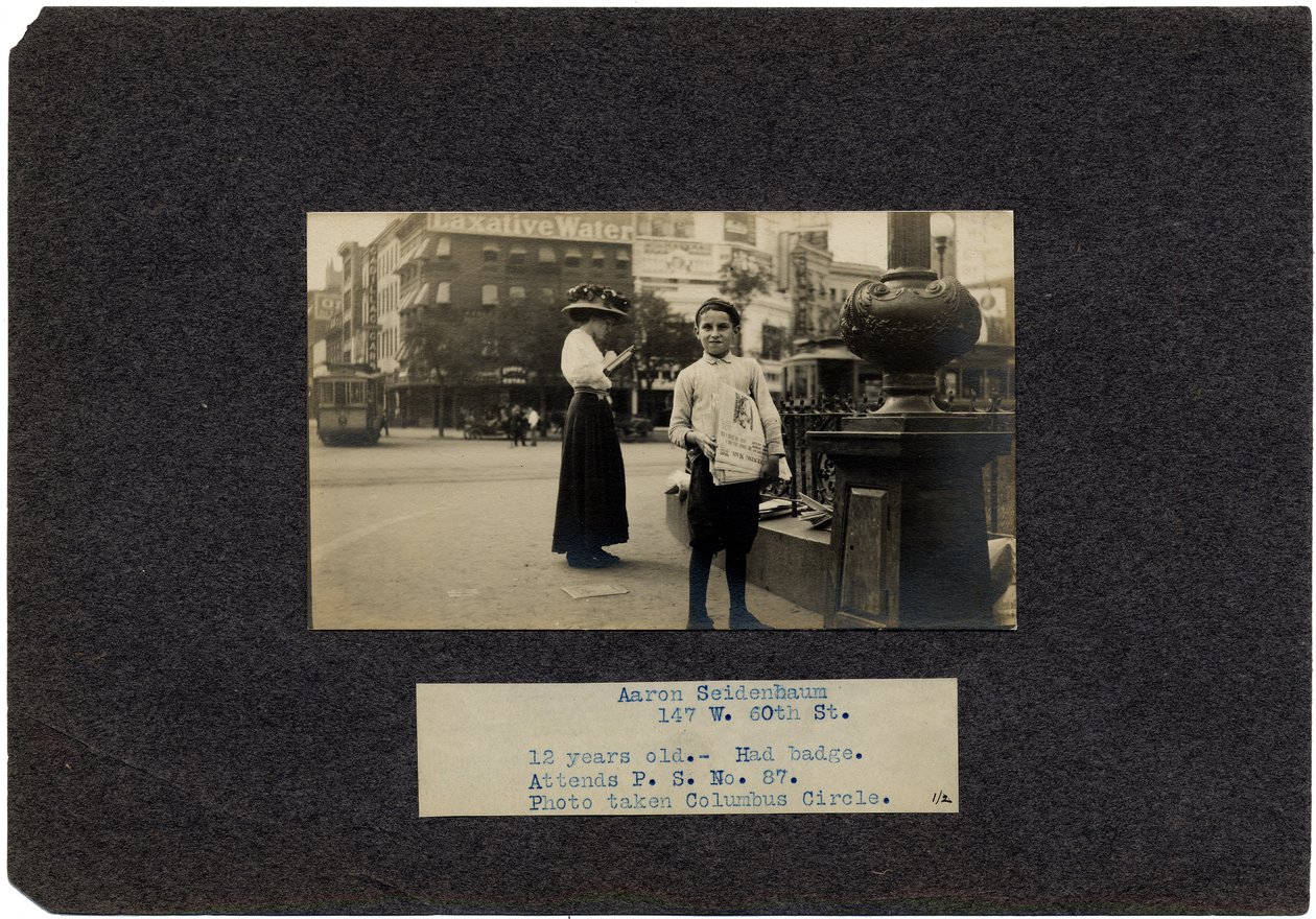 Aaron Seidenbaum, 147 West 60th Street, New York City od Lewis Wickes Hine