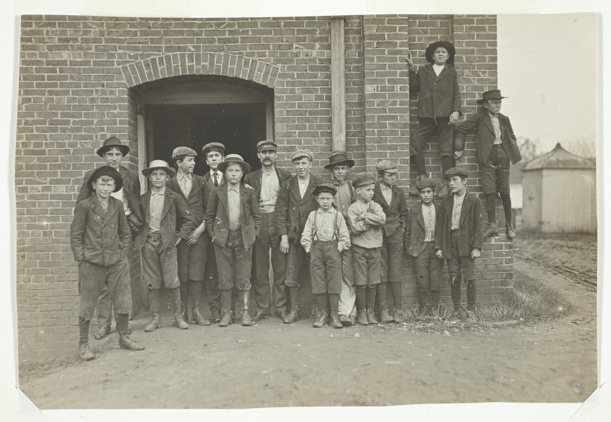 Polední hodina, King Mfg. Co., Augusta, Georgia od Lewis Wickes Hine