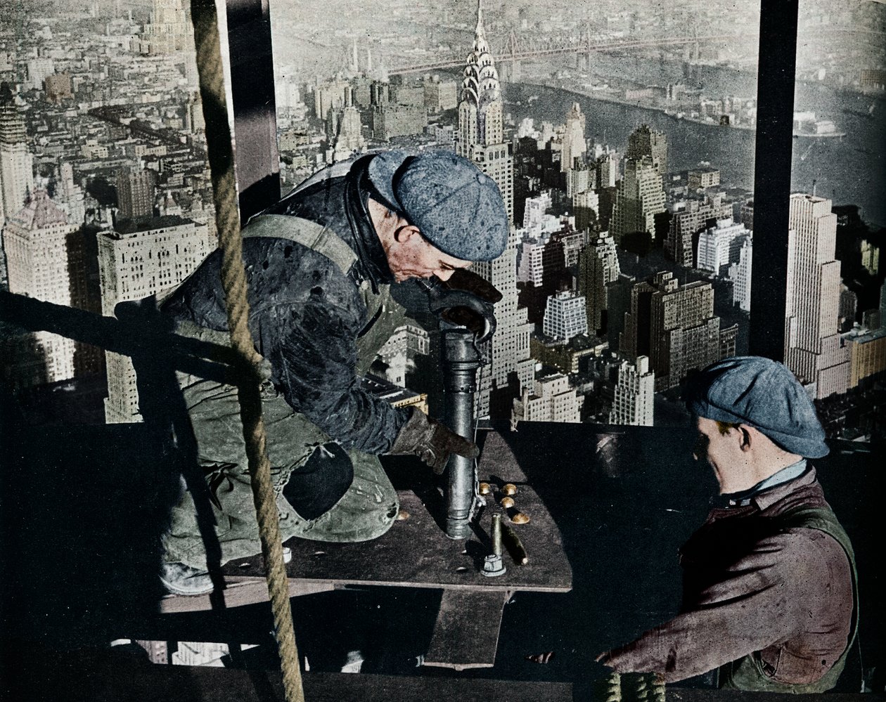 Přinýtování posledních šroubů na budově The Morning Mast of the Empire State, c1931 od Lewis Wickes Hine