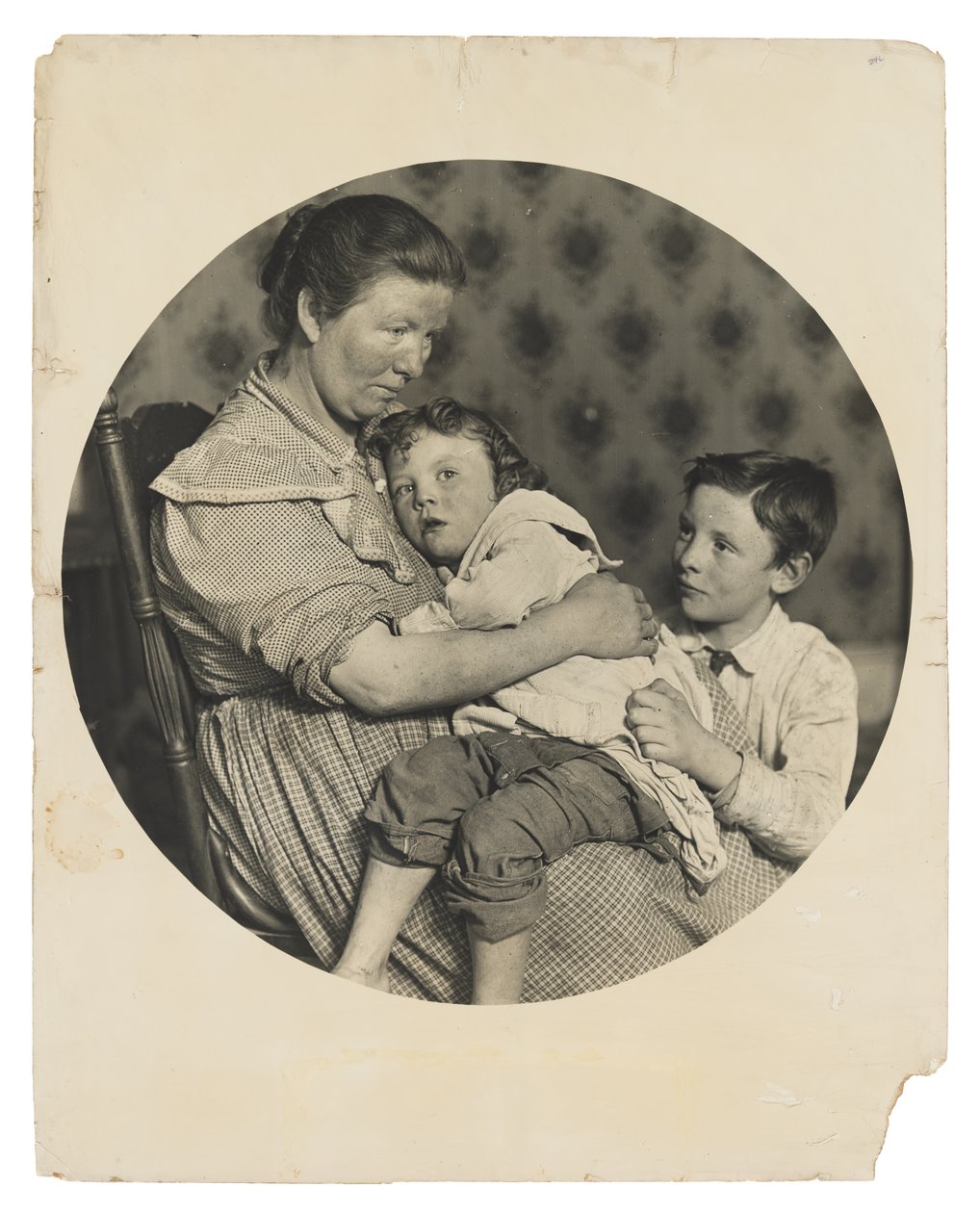 Madona v nájemním domě od Lewis Wickes Hine