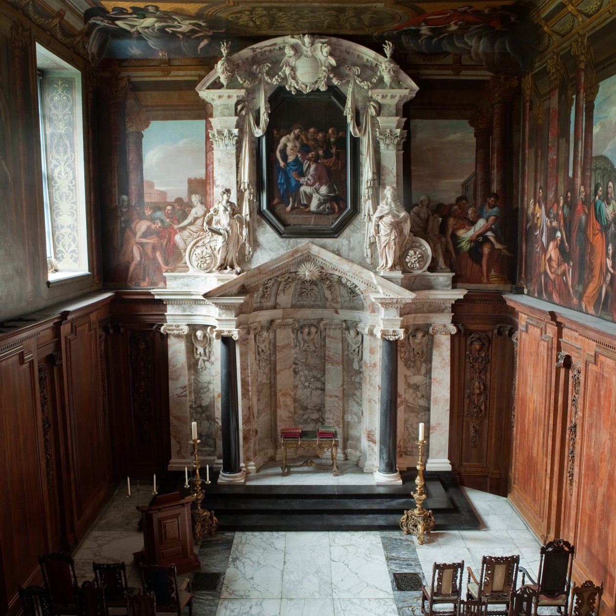 Interiér kaple, Chatsworth House, Derbyshire (foto) od Unbekannt Unbekannt
