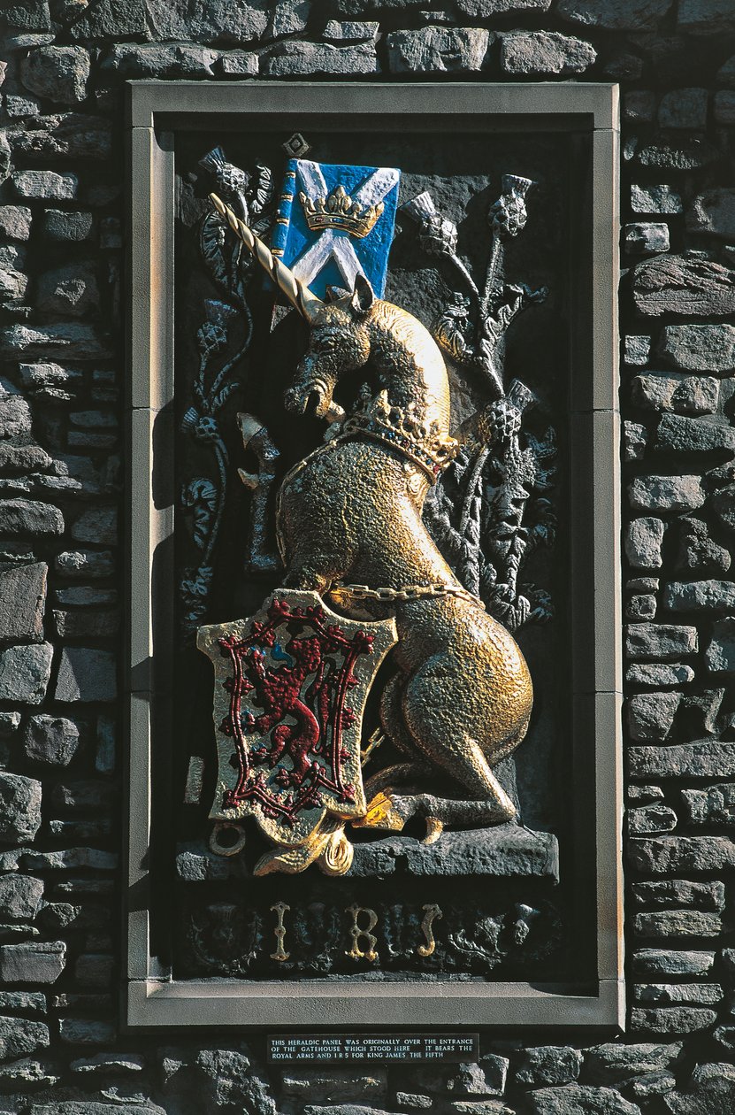 Jednorožec, heraldický znak na fasádě paláce Holyrood, Edinburgh, Skotsko, Velká Británie od Unbekannt Unbekannt