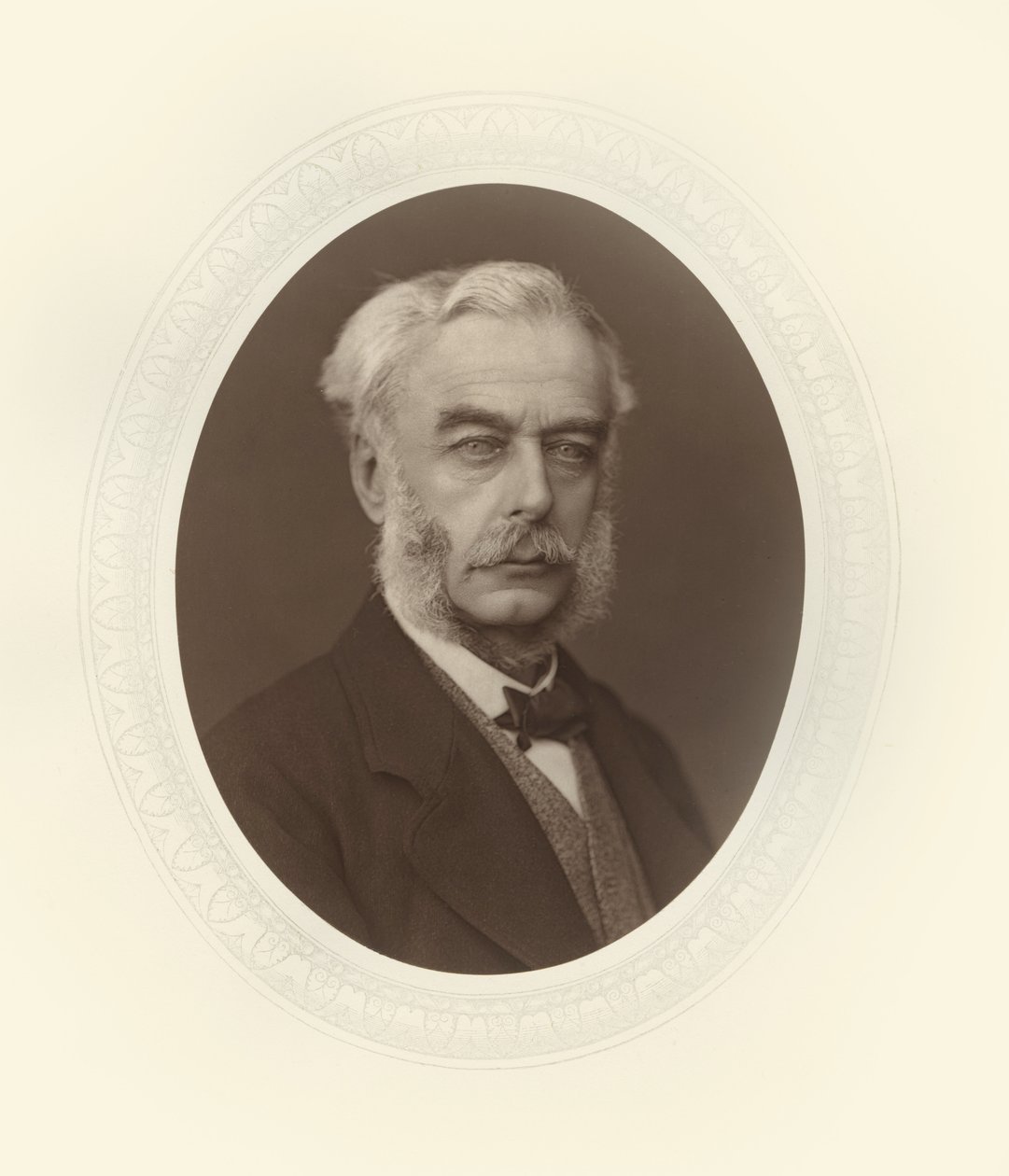 Stephen Cave od Lock and Whitfield