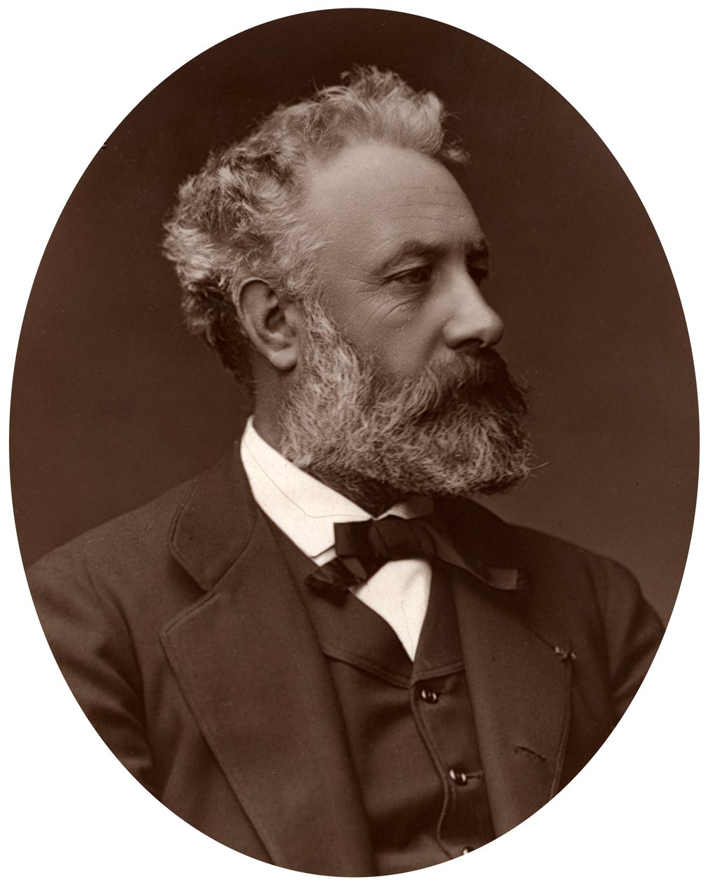 Jules Verne, francouzský romanopisec, 1877. od Lock and Whitfield