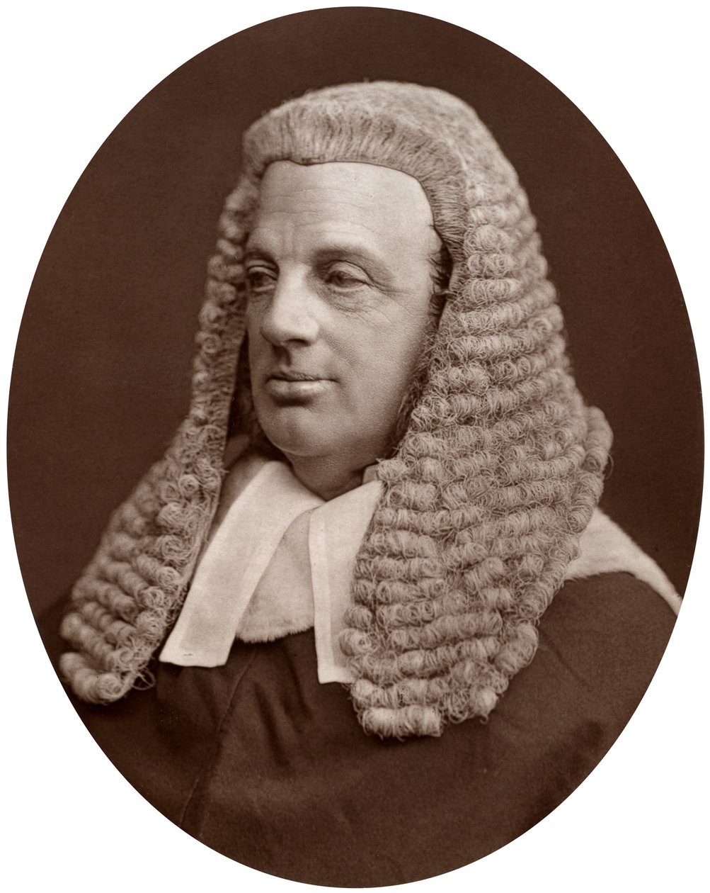 Vpravo Hon Sir William Baliol Brett, soudce odvolacího soudu, 1877. od Lock and Whitfield