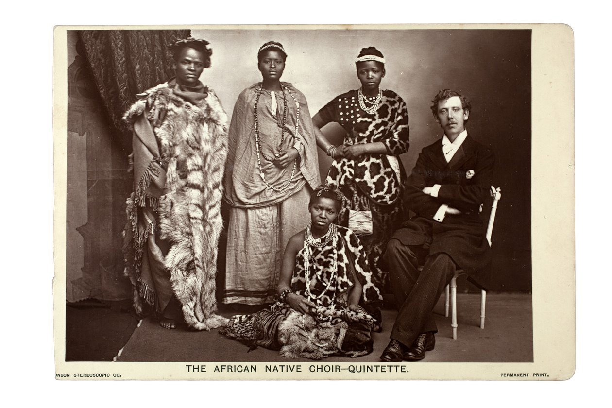The African Native Choir Quintette, Londýn, kolem roku 1892 (uhlíkový tisk) od London Stereoscopic Company