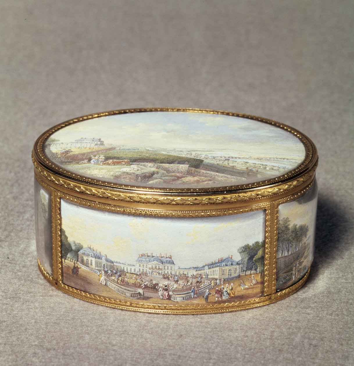 Tabatěrka malovaná s pohledy na Schloss Bellevue (smalt na zlatě) od Louis Nicolas van Blarenberghe