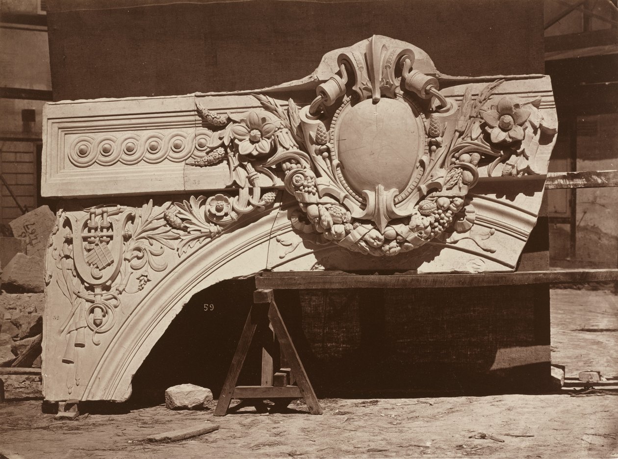Ornamentální socha z pařížské opery (Detail oblouku) od Louis Emile Durandelle