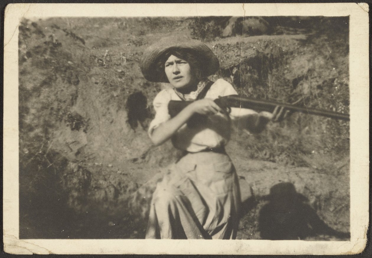 [Florence s pistolí] od Louis Fleckenstein