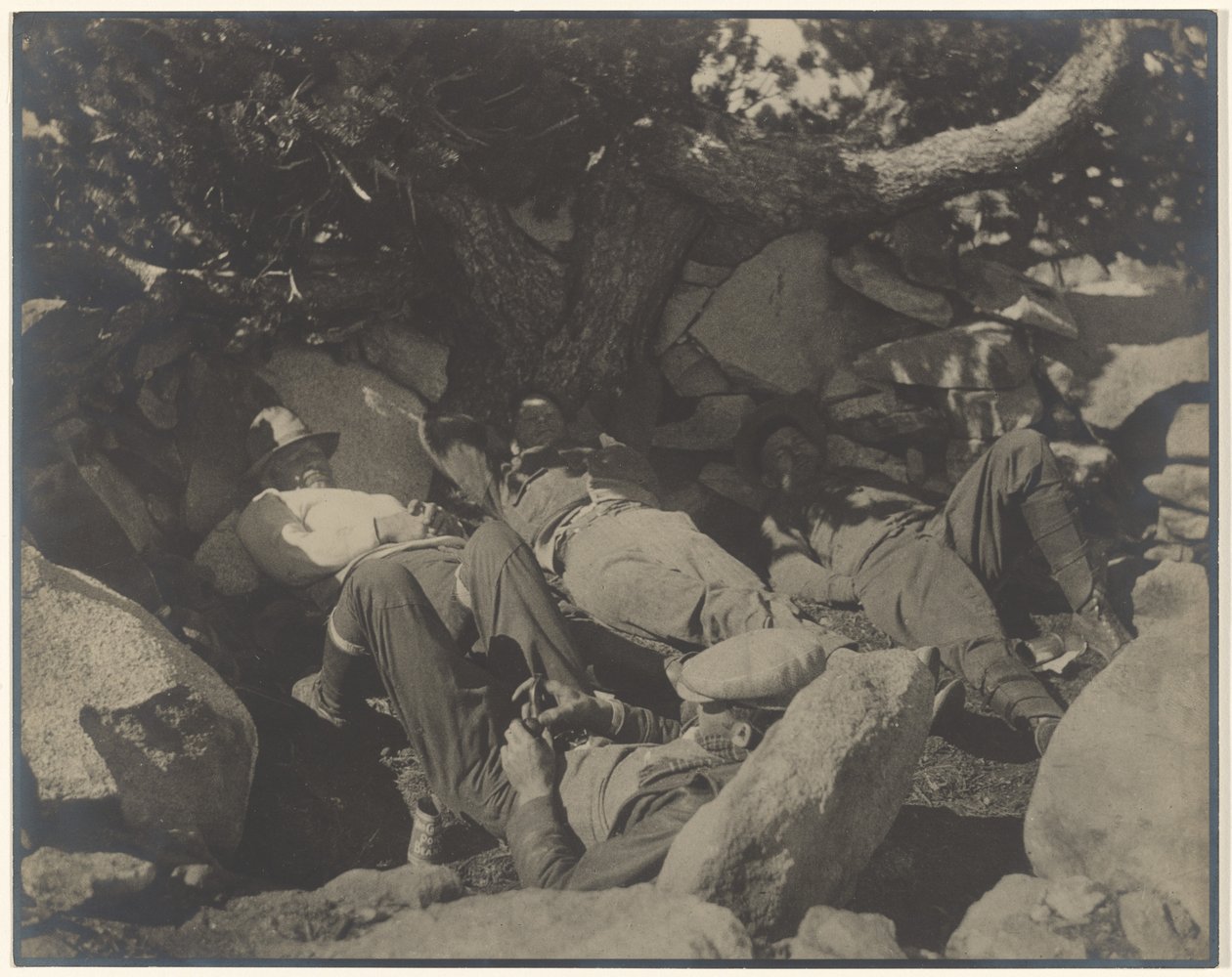 Polední siesta na vrcholu San Jacinto od Louis Fleckenstein