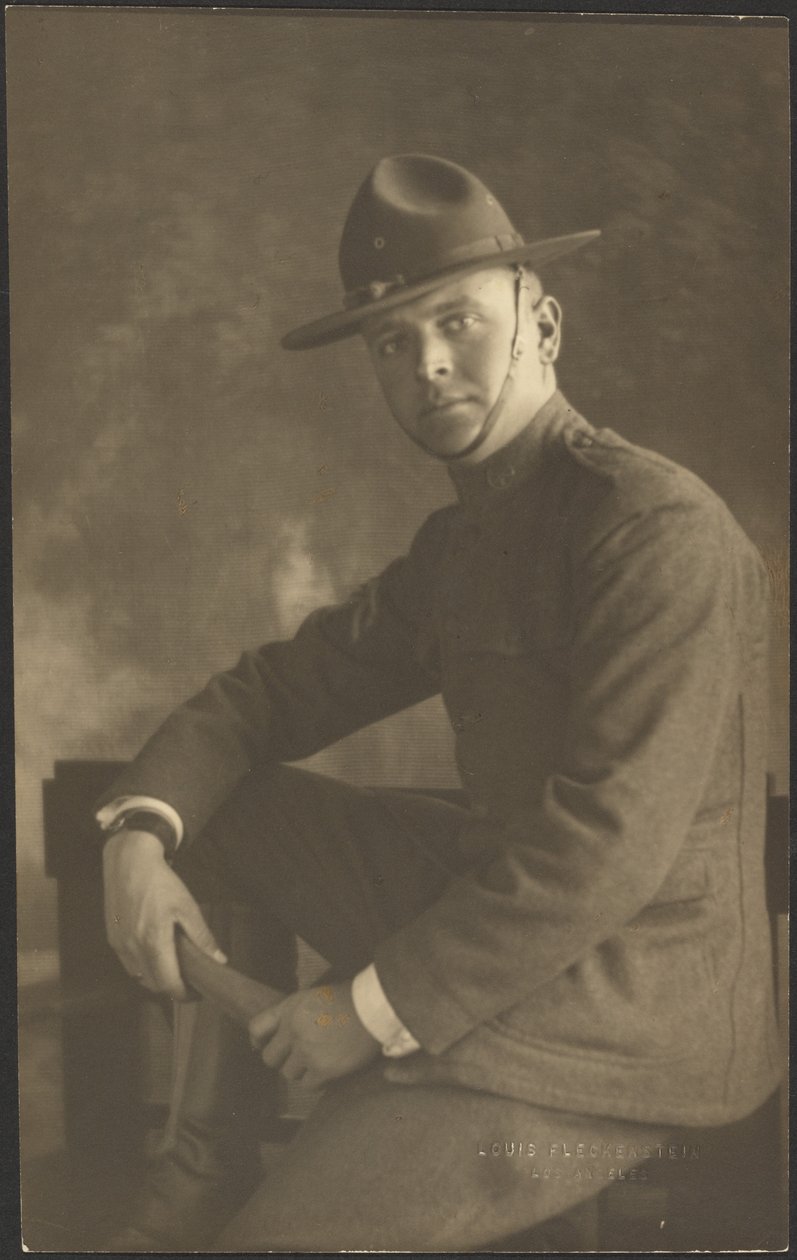 [Portrét mladého muže v uniformě] od Louis Fleckenstein