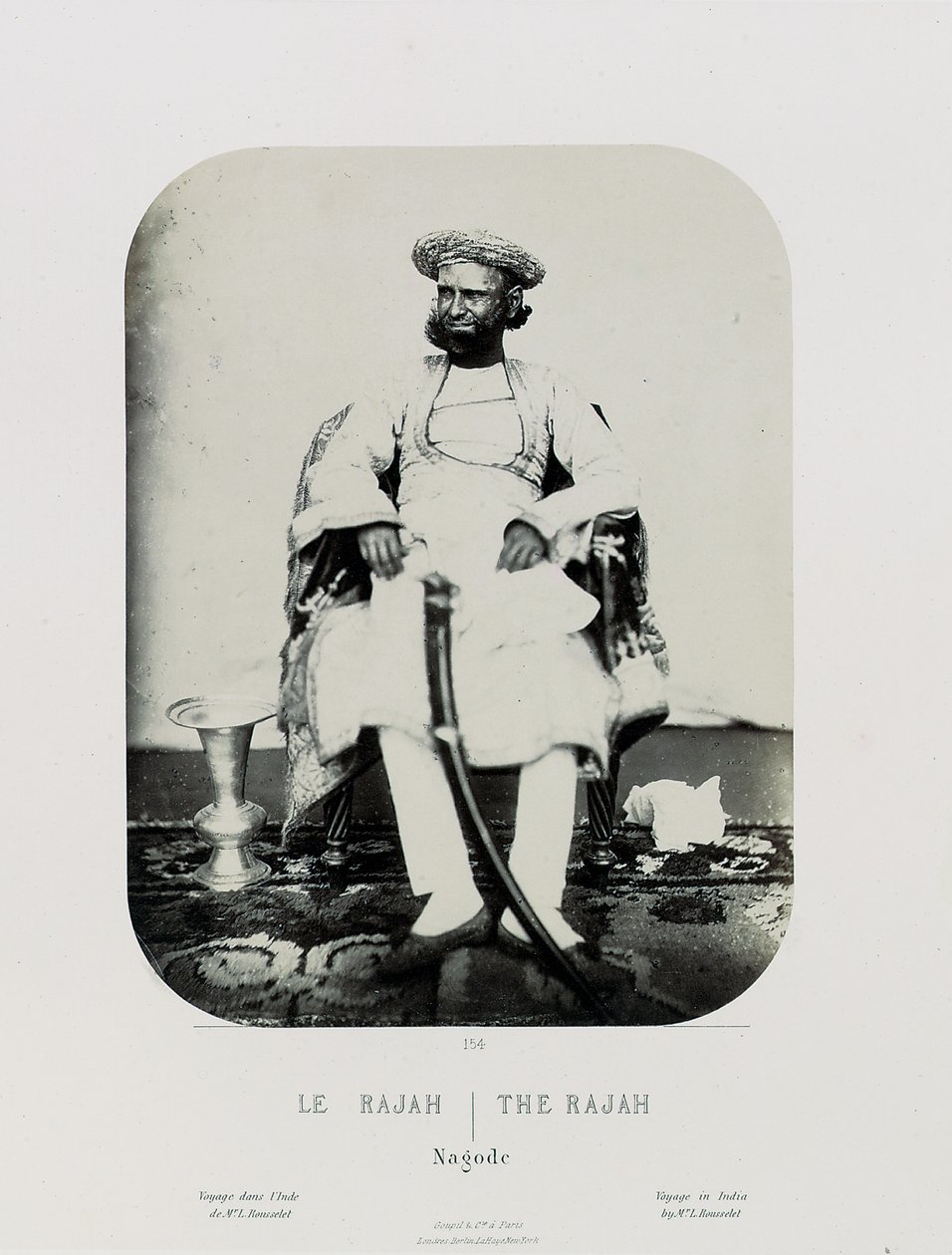 Royal Natch na ostrově Jug Navas Oudeypour; The Rajah, c.1865-68 (albumen print) od Louis Rousselet