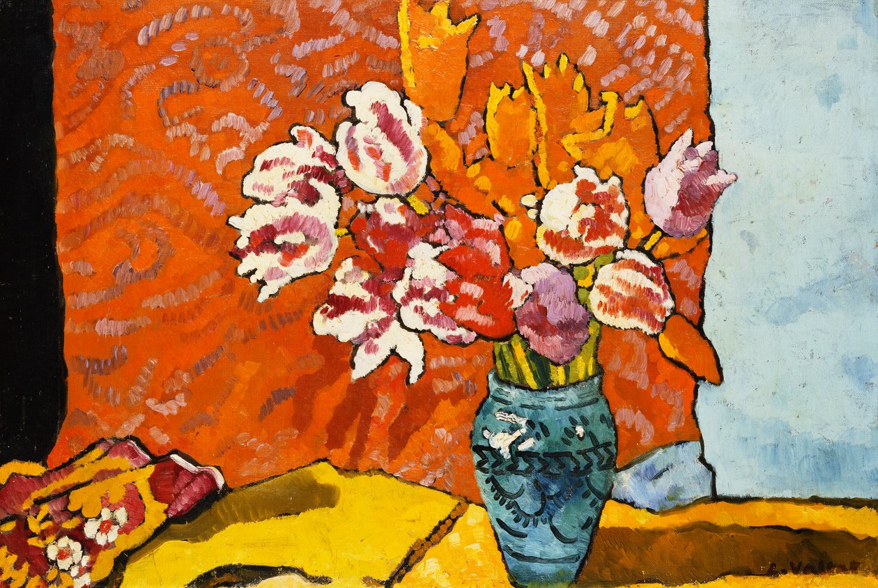 Modrá váza, tulipány a závěsy; Modrá váza, tulipány a závěsy od Louis Valtat