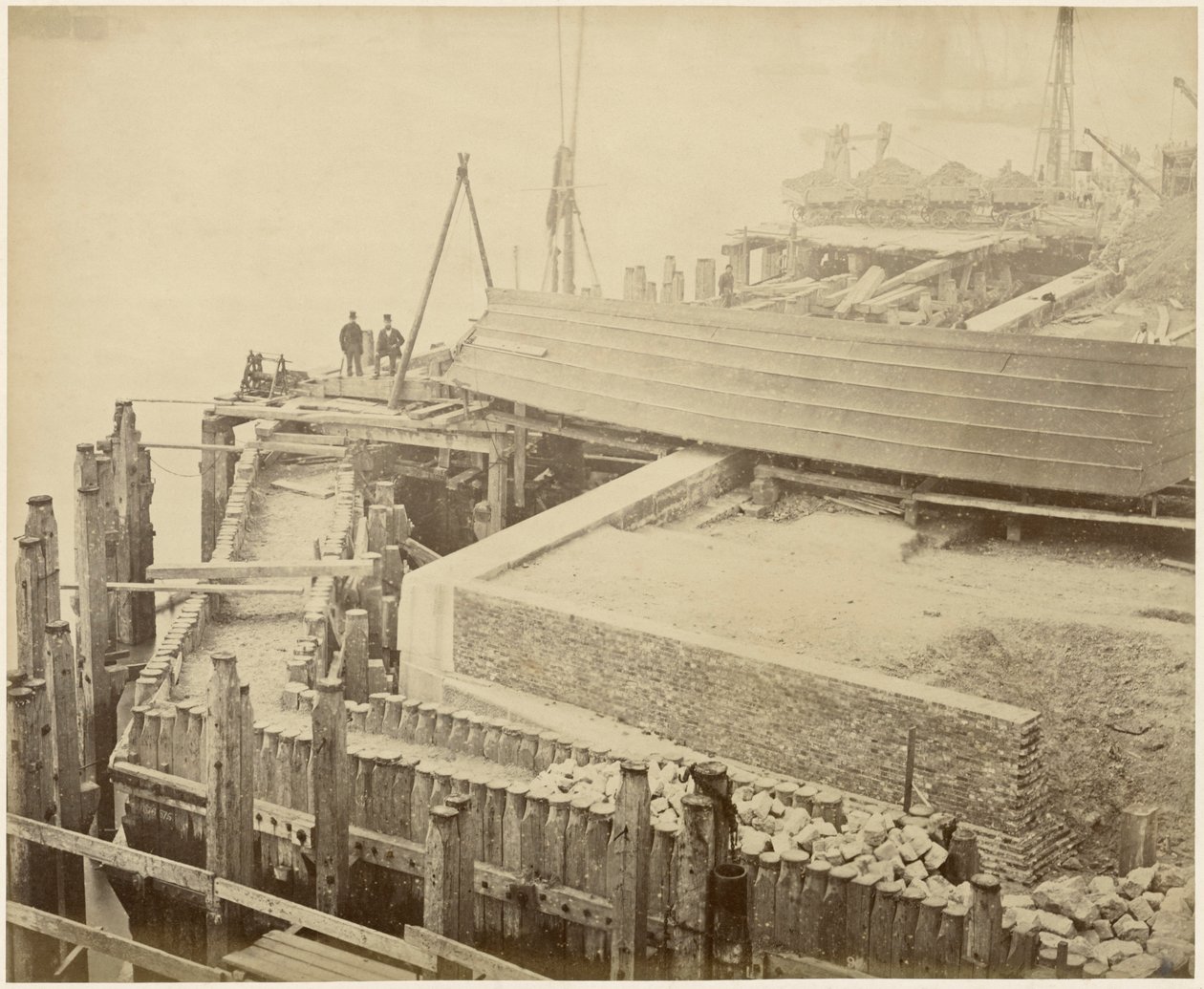 Výstavba rozšířené Limehouse Basin, Londýn, květen 1869 od Lucas and Tuck