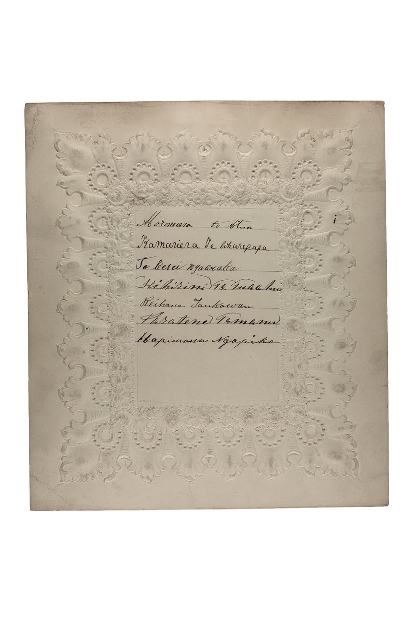 Autogramy maorských návštěvníků Anglie, 1863 (pero a inkoust na reliéfním papíře) od Maori