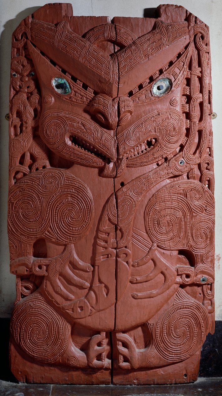 Maorský dekorativní panel s imaginární antropomorfní postavou, novozélandská civilizace od Maori Maori