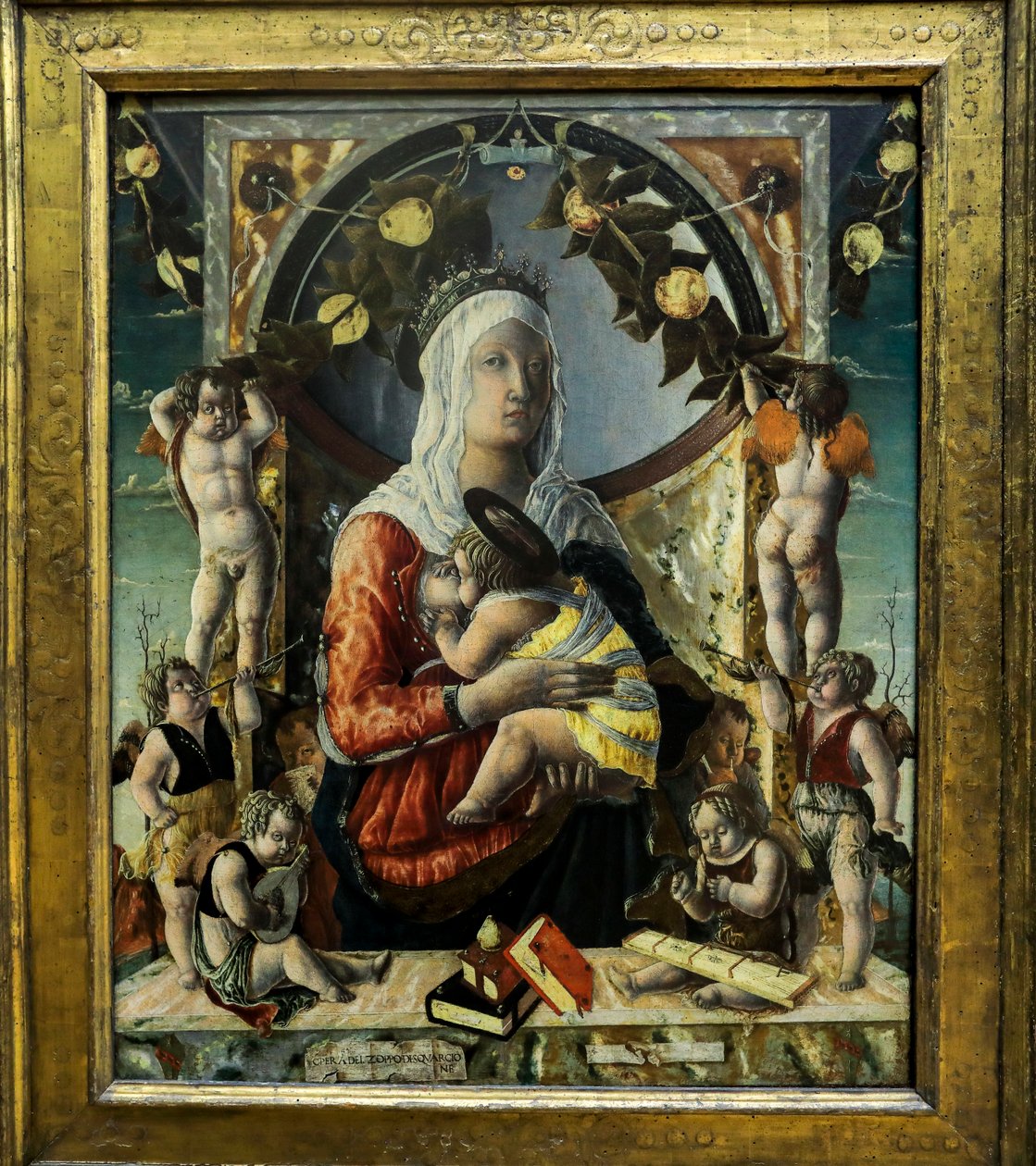 Panna a dítě osm andělů. 1455 (malba) od Marco di Antonio di (1433 1478) Ruggero