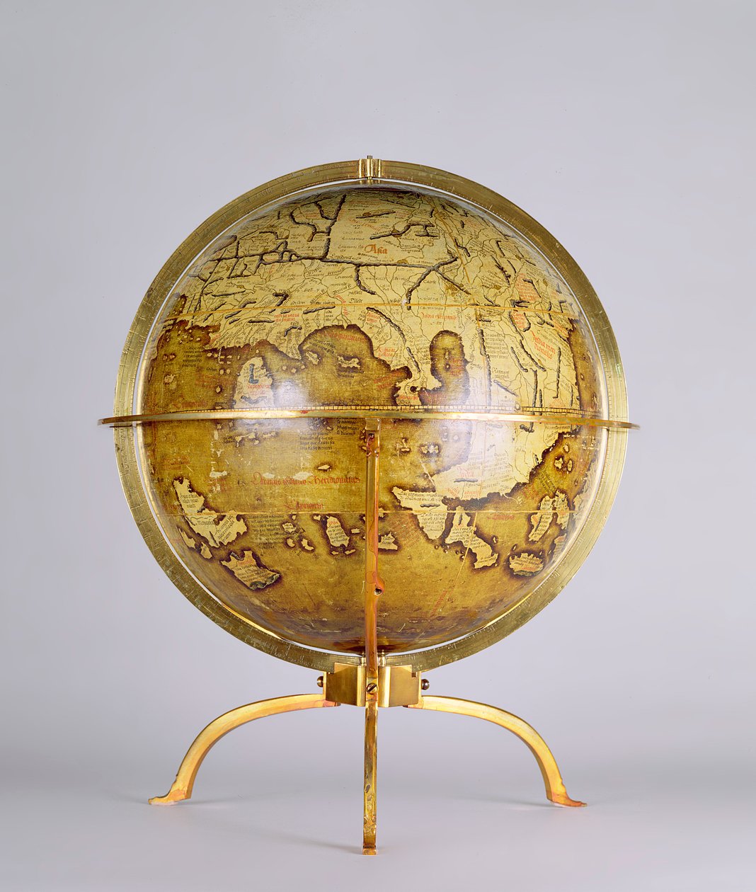 Zemský globus, jeden z dvojice známých jako globusy „Brixen“, kolem 1522 (pero a inkoust, akvarel a kvaš na dřevě) od Martin (c.1470 1521) (after) Waldsemuller