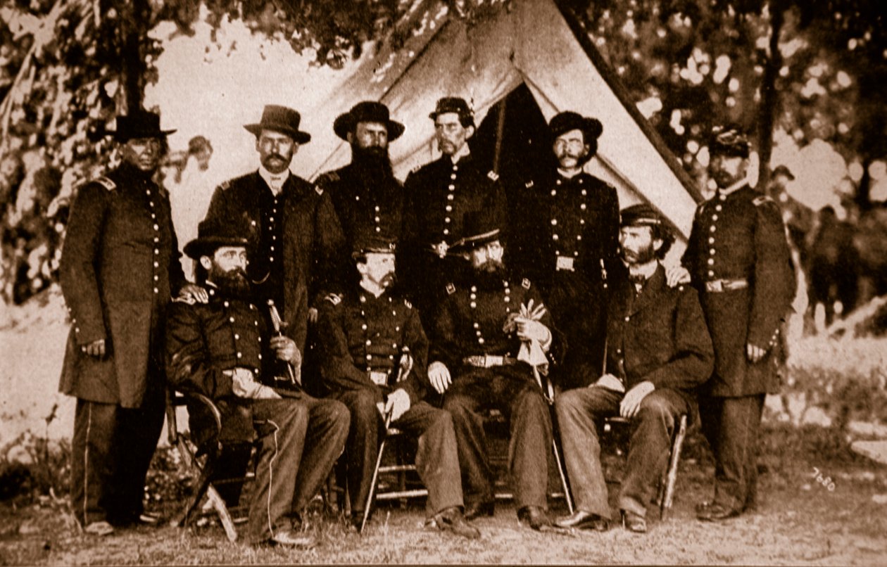 Generál Jefferson C. Davis a štáb, 1861-65 (sépiová fotografie) od Mathew B. Brady