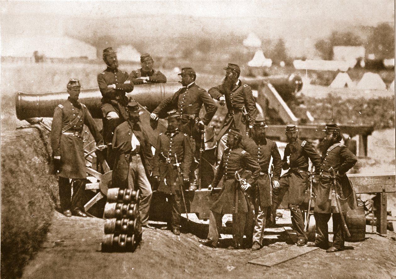 Generál Corcoran (zcela vlevo) a důstojníci 69th New York Volunteers, 1861-65 od Mathew B. Brady